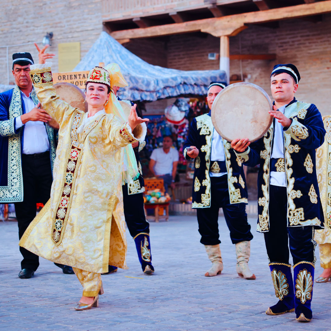 baile-tradicional-en-samarcanda
